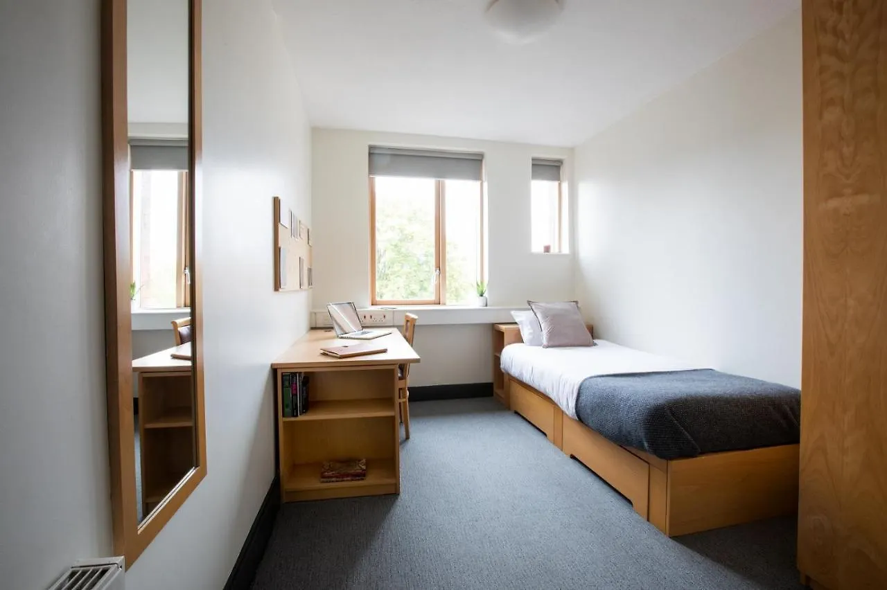 Apartment Trinity Hall - Suburban Accommodation Dublin Ireland